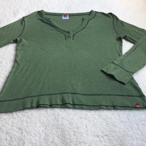 Green North face long sleeve T-shirt - Picture 3 of 7